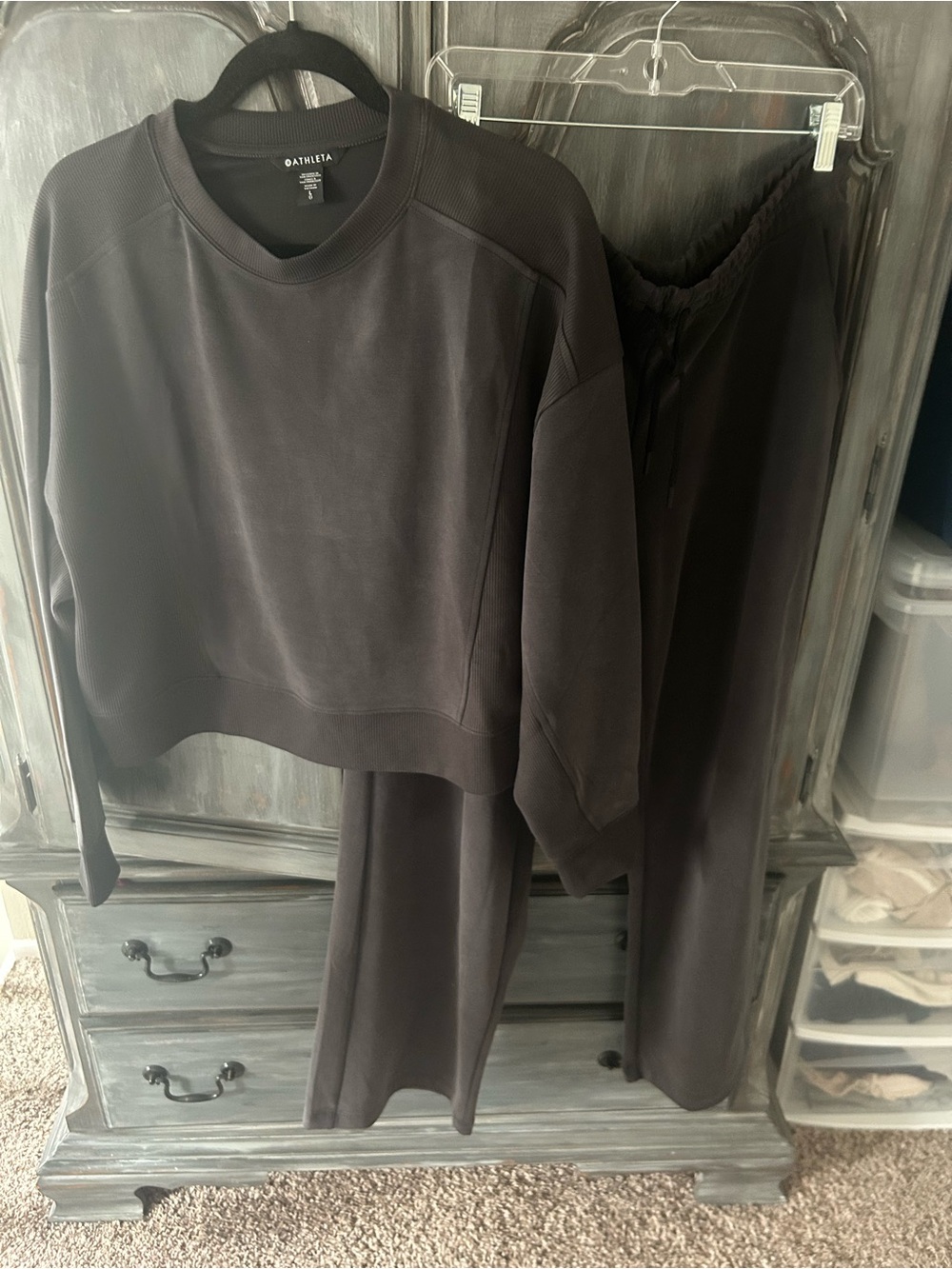 Athleta Crewneck Sweatshirt and Pant Set